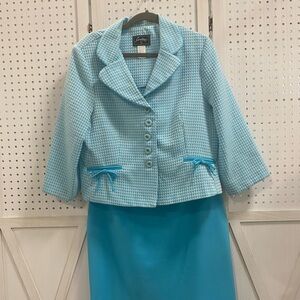 Chic Light Blue Women's Skirt Set
